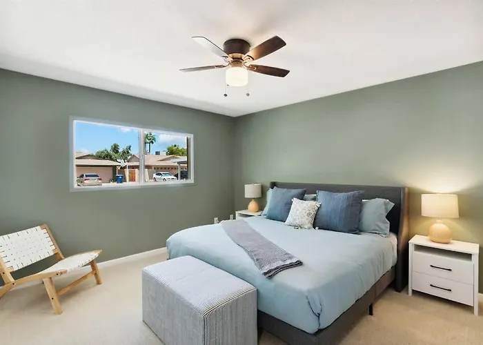Holiday home Family Friendly Retreat - Pool - Putting Tempe